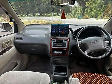 ист 2004: Toyota Ipsum: 2001 г., 2 л, Автомат, Газ, Минивэн — 10