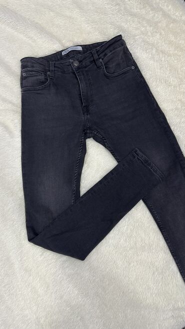 джинсы zara: Джинсы L (EU 40), цвет - Черный