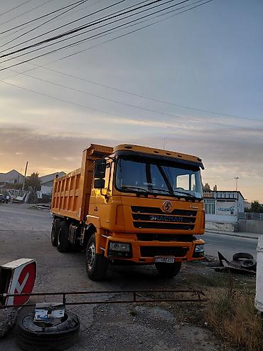 Самосвал SHACMAN (желтый), колесная формула 6×4. Характеристики и
