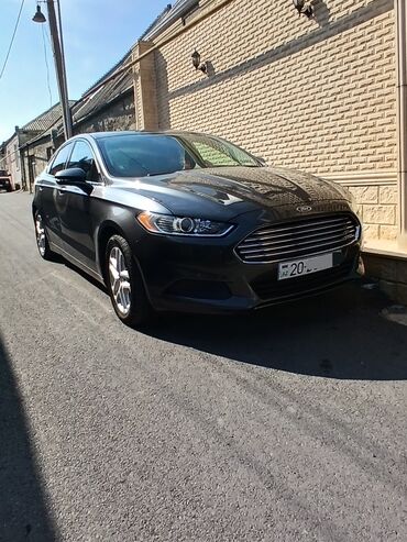 hybrid avtomobillər qiymətləri: Ford Fusion: 1.5 л | 2016 г. 140000 км Седан