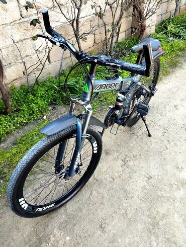 3 tekerli velosiped satılır: İşlənmiş İki təkərli Uşaq velosipedi 26", sürətlərin sayı: 10, Ünvandan götürmə