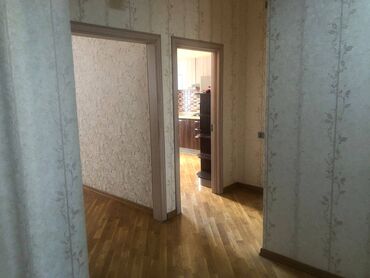 Uzunmüddətli kirayə mənzillər: Nərimanov metrosuna yaxın Heydər Əliev mərkəzinə yaxın 17 mertebeli — 8