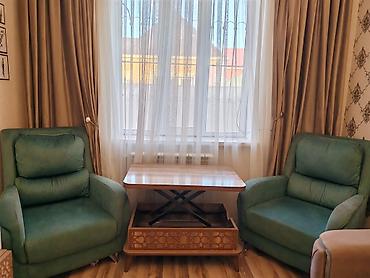 Диваны: Çox az müddət işlənib.Divan və 2 ədəd kreslo satılır.Divanin — 5