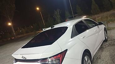 gs lexus: Белый седан компакт-класса Описание: не ни- Кузов: 4-дверный седан — 2