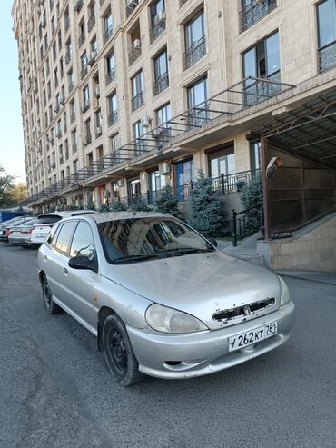 машина электирик: Kia Rio: 2000 г., 1.5 л, Механика, Газ, Универсал