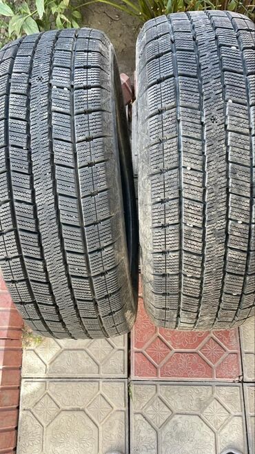 купить резину на москвич: 2 пары - Размер: 205/60 R16 (маркировка на борте видна на фото) -