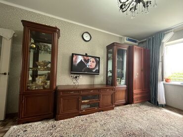 мебель в гостиную: Спальный гарнитур, Дерево