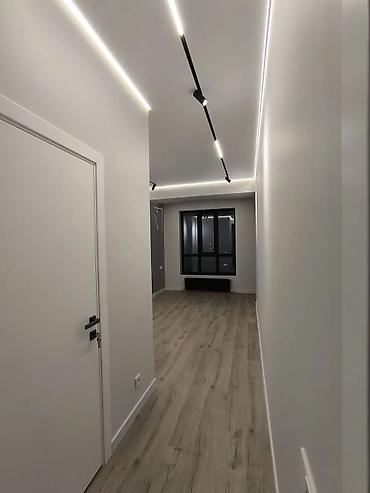 Продажа комнат: Студия с современным ремонтом в минималистичном стиле. - Планировка — 13