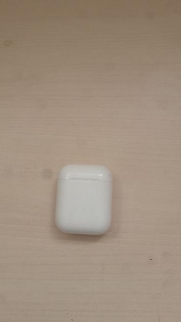 orginal airpods: Salam airpods 1 ci version di originaldi qutusuda var bir qulagi yoxdu — 1