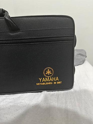 tote canta: Saksofon yamaha alt, 2 ay istifadə olunub, vəziyyəti çox yaxşıdır. Heç — 2