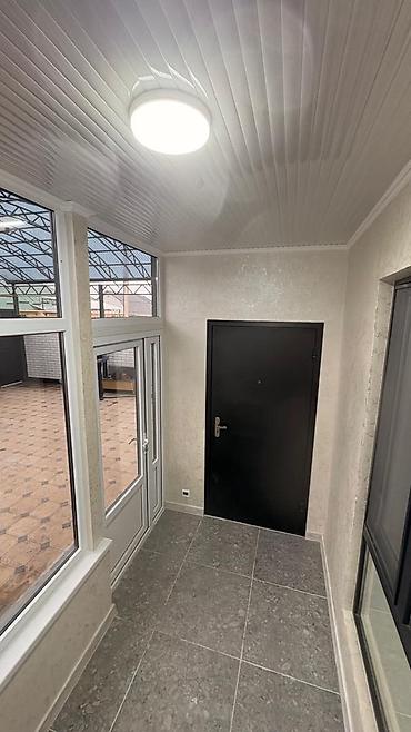 Продажа коттеджей и домов: 🌿🏡 **Дом в ж/м Ак-Орго** 📐 126 м² | 🏠 4 комнаты | 2 этажа 🌳 Участок 2 — 8