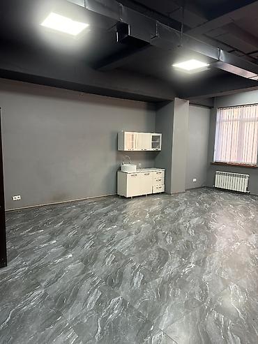 Коммерческая недвижимость: Продажа офисов 192 м², С ремонтом, Многоэтажное здание, 2 этаж — 4