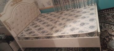 Двуспальные кровати: Двуспальная кровать, Б/у, С матрасом, длина - 220 см — 9