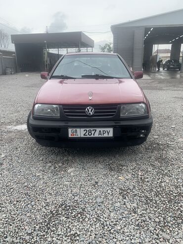 венто универсал: Volkswagen Vento: 1993 г., 1.8 л, Механика, Бензин, Седан