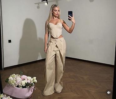 Kompleti: Dvodelni ženski komplet – korset top i široke pantalone sa preklopom — 12