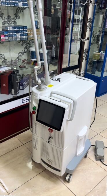 медицинские оборудование: Многофункциональный аппарат фотона для интим сужениялазерная