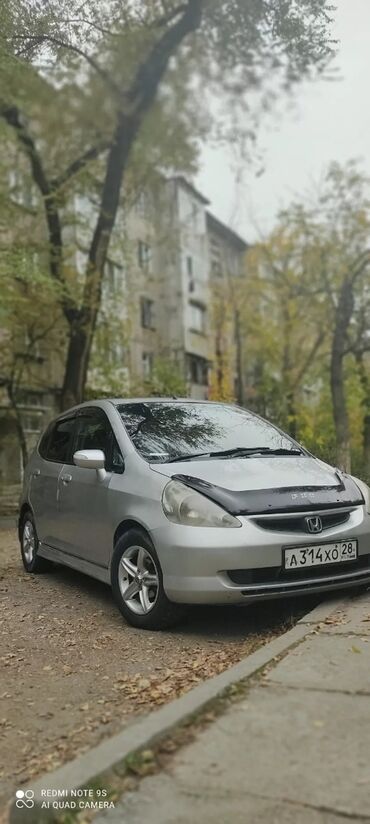 Honda: Honda Fit: 2007 г., 1.3 л, Вариатор, Бензин, Купе