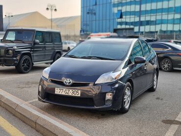 kreditle motolar: Toyota Prius: 1.8 l | 2011 il Hetçbek