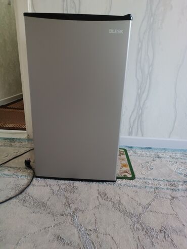 ош халадиник: Муздаткыч Beko, Колдонулган, Кичи муздаткыч, 60 * 1 * 90