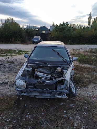 Скупка авто: Volkswagen Golf (хэтчбек, 5 дверей), серебристый цвет. Автомобиль — 4