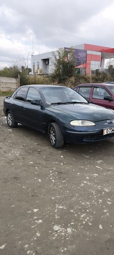 аванти: Hyundai Avante: 1996 г., 1.6 л, Механика, Бензин, Седан