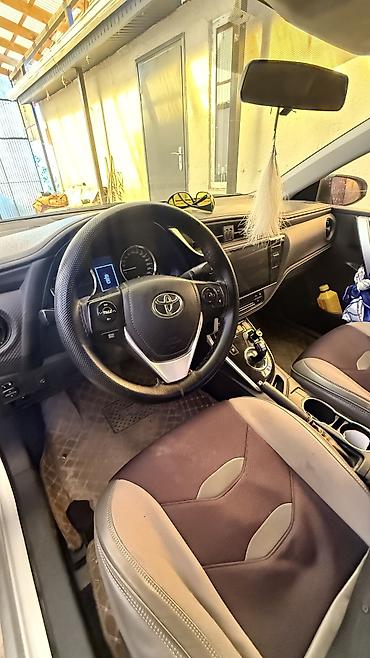sequoia 2010: Toyota Corolla: 2020 г., 1.8 л, Вариатор, Гибрид, Седан — 3