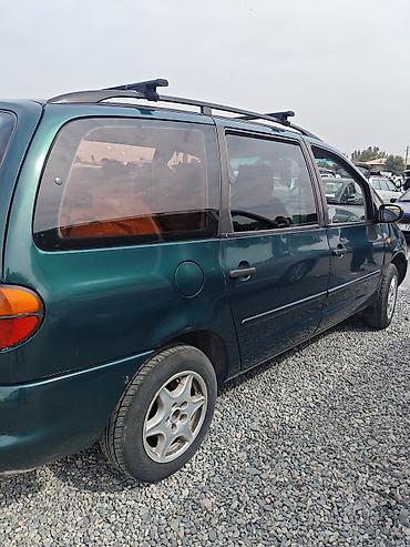 грузопассажирск: Volkswagen Sharan: 1996 г., 2 л, Механика, Бензин, Минивэн — 9