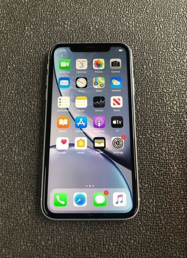 чехол для оружия: IPhone 11, Б/у, 64 ГБ, Deep Purple, Чехол, 100 %