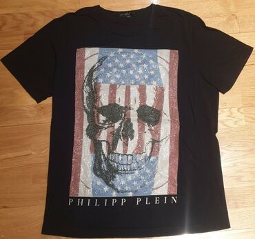 Majice: Philipp Plein majice L i XL velicina.
Cena za komad — 8