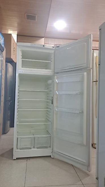 w202 polka: Hotpoint-Ariston iki qapılı soyuducu - Üst kamera: dondurucu bölmə — 2