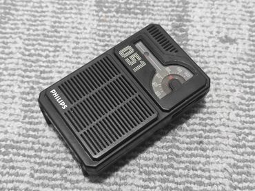 Pojačala i prijemnici: Philips džepni tranzistor radio - Kompaktan AM prijemnik sa analognim — 1