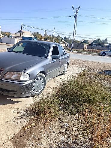 значок mercedes: Mercedes-Benz C-Class: 1997 г., 1.8 л, Механика, Бензин, Седан — 2