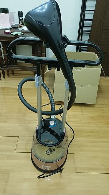 televizor 82 ekran: Geyim buxarlayıcısı (dikey steamer) Xüsusiyyətlər: - Güclü davamlı — 7