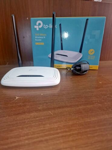 Kompüter ehtiyyat hissələri: TL-WR840N də 300 Mbps sürətə malikdir və 2 antenası ilə sabit Wi-Fi