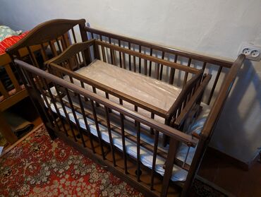 детская кроватка с люлькой внутри: Кровать-трансформер, Для девочки, Для мальчика, Б/у
