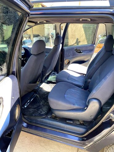 Volkswagen: Volkswagen Sharan: 2000 г., 2 л, Механика, Газ, Минивэн — 15