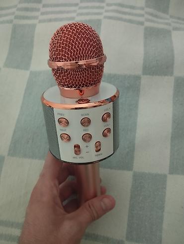 kohnə komputer: Qızılı rəngli portativ karaoke mikrofonu – Bluetooth hoparlörlü — 4