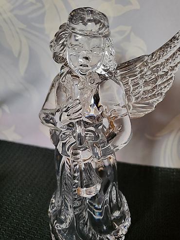 Figure: Kristalni nov andjeo 1980/90godina. Figura andjela sa trubom,olovni — 11