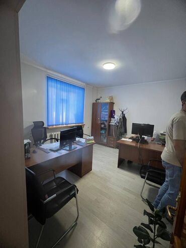 Долгосрочная аренда домов: 250 м², 5 комнат — 6