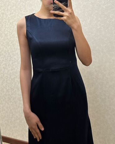 Вечерние платья: Вечернее платье, Рукава: Длинные, Бретельки на одно плечо — 13