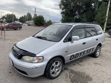 меняю на недвижимость: Honda Odyssey: 1998 г., 2.3 л, Автомат, Бензин, Вэн/Минивэн