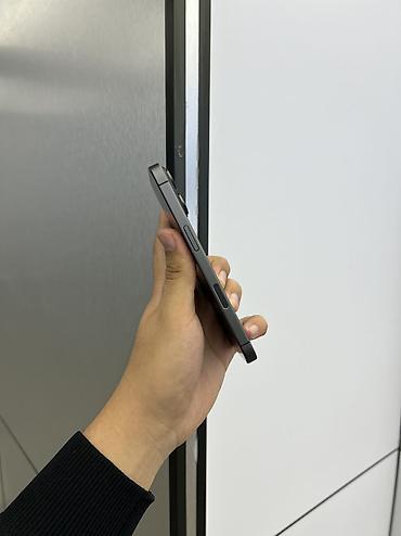 айфон по дешевле: IPhone 17, Б/у, 256 ГБ, Black Titanium, Защитное стекло, Чехол, В рассрочку, 97 % — 3