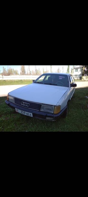 100 инсан: Audi 100: 1986 г., 2 л, Механика, Бензин, Универсал