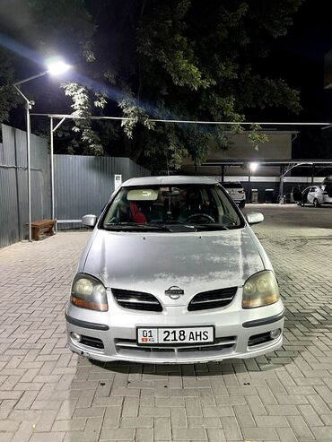 продаю газель: Nissan Almera Tino, серебристый хэтчбек/минивэн 5‑дверный. Основные