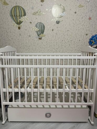 doseklerin qiymeti: Для девочки и мальчика, Четырехугольная, Колыбель, Без бортиков, Без матраса, Без механизма качания