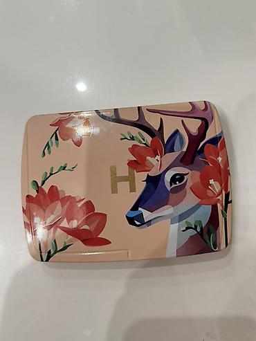 Красота и здоровье: Б/У оригинал Hourglass Ambient Lighting Edit Unlocked – Deer — 2