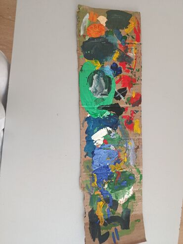 краска для стен бишкек: Произведение искусства написанное из мусора