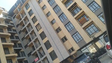 продаю элитный дом: Семья ищут квартира однущка двушка город кант