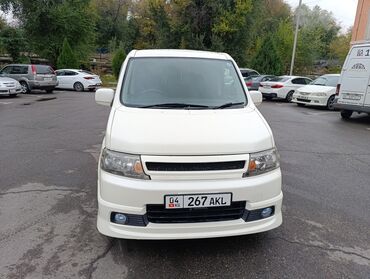 пороги на степ: Honda Stepwgn: 2003 г., 2.4 л, Автомат, Газ, Минивэн