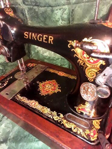 Qədim tikiş maşınları: Qədimi tikiş maşını SİNGER satılır.Şotlandiya Klaydbank ş (Clydebank) — 12